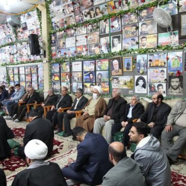 حضور نماینده ولی‌فقیه در استان و امام‌جمعه کرمانشاه، در همایش لثارات الحسین (علیه‌السلام)