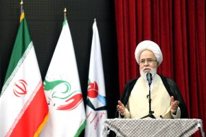 ایمان به خدا، سرچشمه قدرت و استقامت است